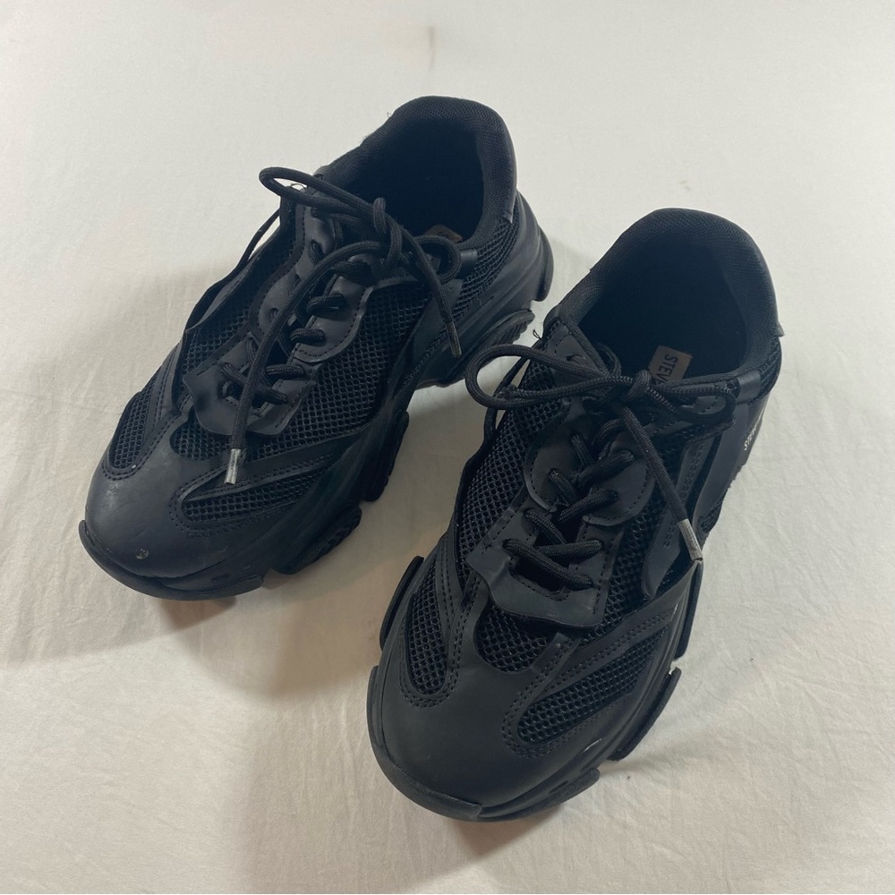 Steve Madden Possess Sneakers Black Lace-Up Sneakers Round toe Mesh upper - Picture 10 of 10